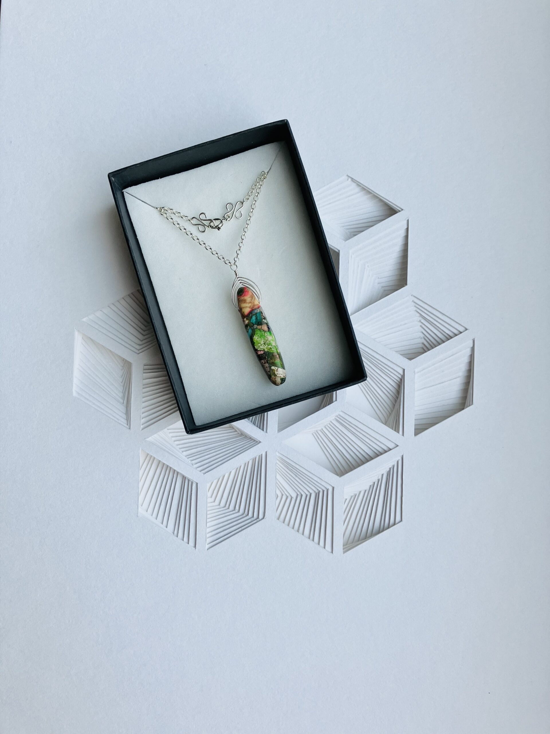 13F89291F-F6C6-44C1-A5EF-08A46D98A1CE